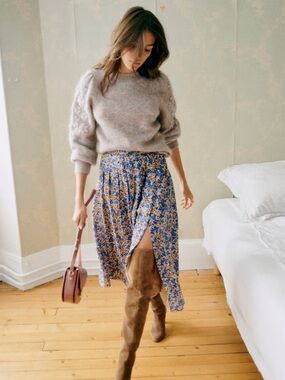 NWT Sézane Alicia Skirt in Blue Floral Print Size 4/36